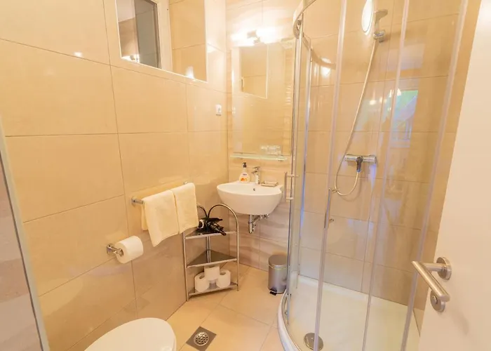 شقة بحيرة بليد