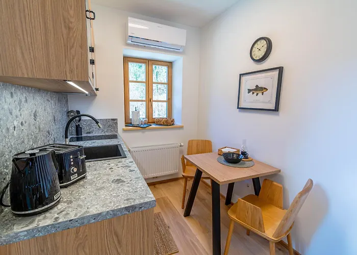 Lake Bled Apartments アパート ブレッド