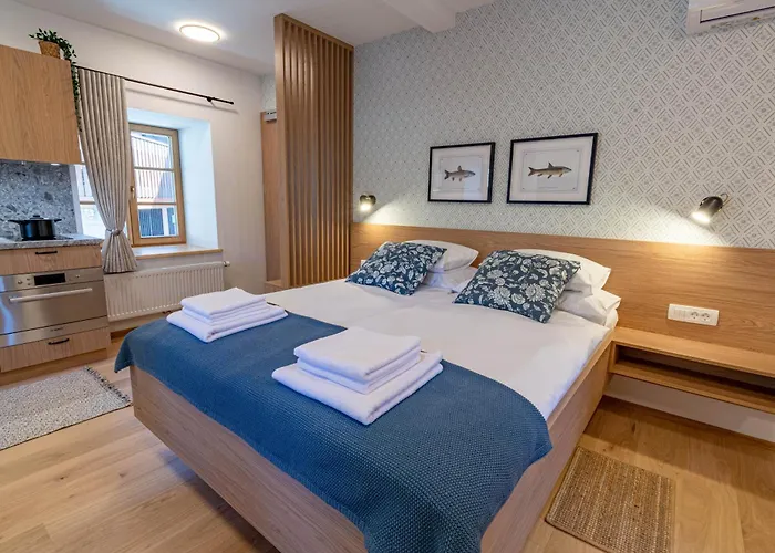 Lake Bled Apartments ブレッド